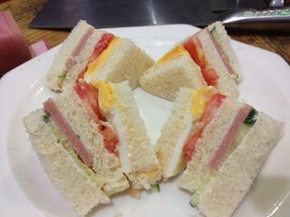 自制三明治，做法簡單的營養早餐，早上你想來一份嗎