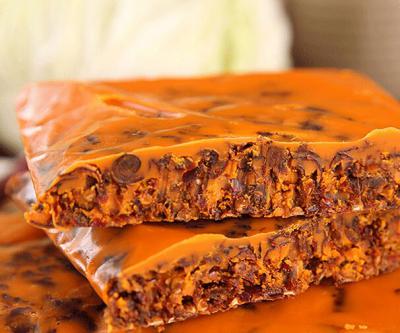 成都學做重慶火鍋底料做法哪里正宗？小吃訓練學校