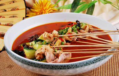 四川缽缽雞技術(shù)培訓(xùn)學(xué)校哪里好？配方—一對(duì)一培訓(xùn)