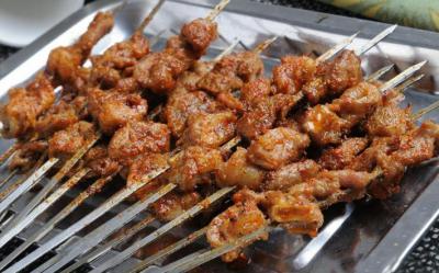 四川燒烤技術(shù)培訓(xùn)班哪里一對(duì)一？小吃技術(shù)創(chuàng)業(yè)服務(wù)