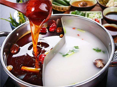 學(xué)麻辣火鍋技術(shù)培訓(xùn)哪里專業(yè)？開(kāi)店方面指導(dǎo)