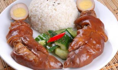 快餐豬腳飯技能做法哪里專業(yè)？餐飲培訓(xùn)機(jī)構(gòu)