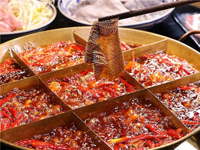 火鍋技術(shù)培訓(xùn)學(xué)校哪里排名好？