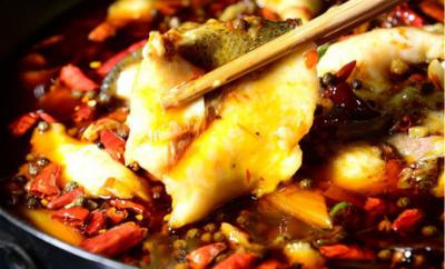 小吃培訓一般多少錢，做片片魚火鍋技術培訓哪家好？